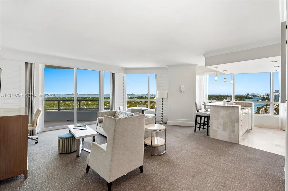 4401 Collins Ave, Miami Beach, FL 33140