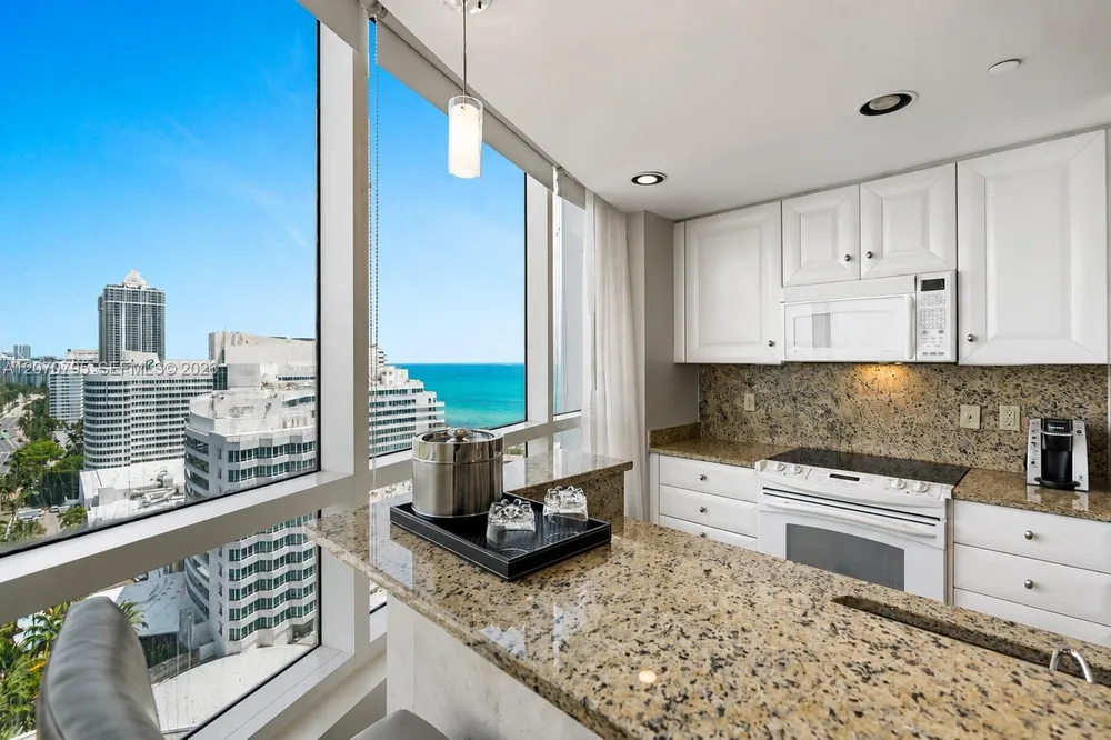 4401 Collins Ave, Miami Beach, FL 33140