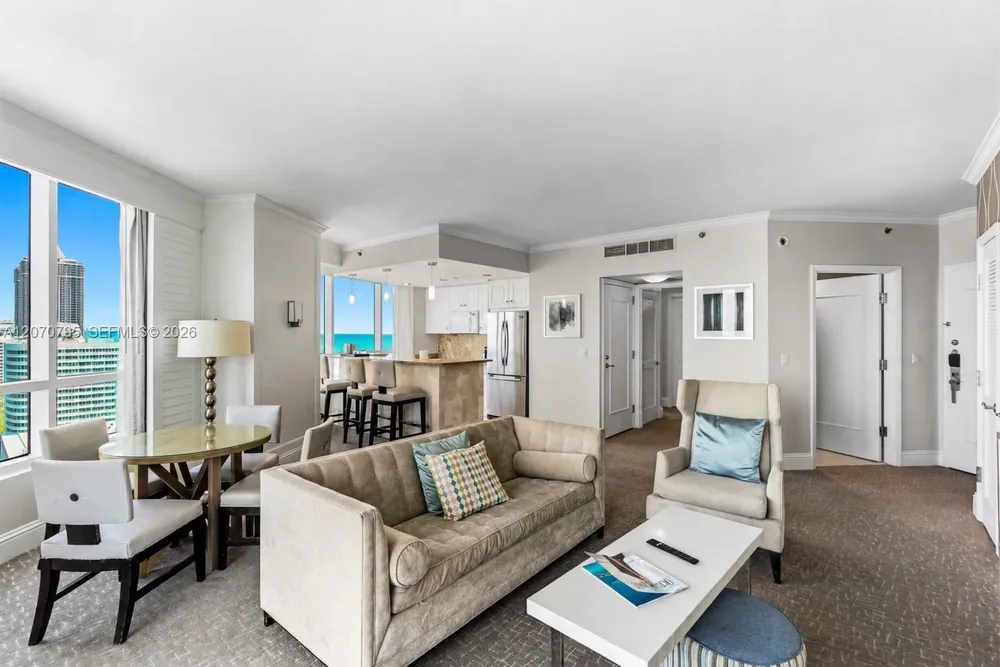 4401 Collins Ave, Miami Beach, FL 33140