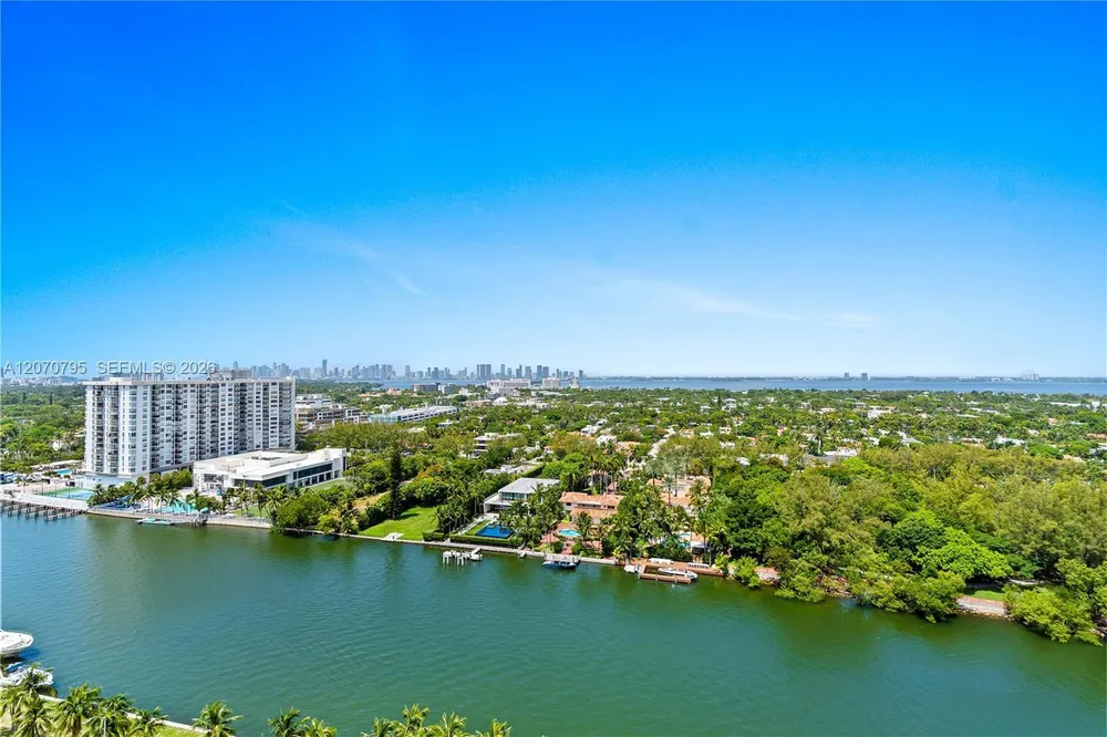 4401 Collins Ave, Miami Beach, FL 33140