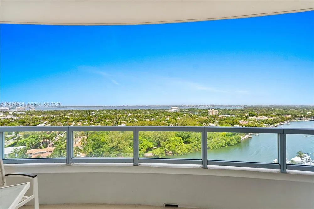 4401 Collins Ave, Miami Beach, FL 33140