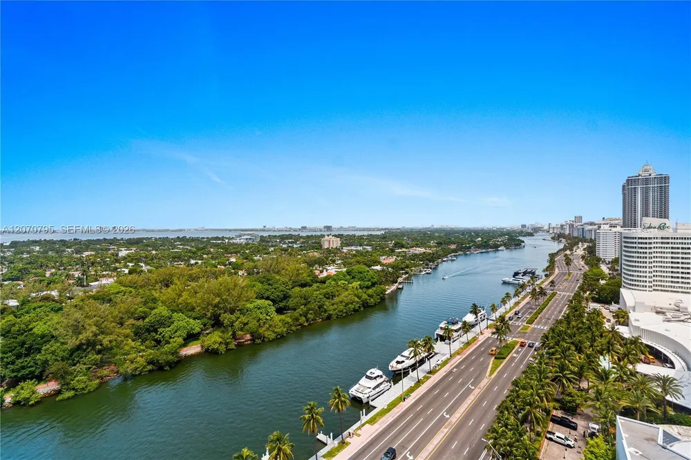 4401 Collins Ave, Miami Beach, FL 33140