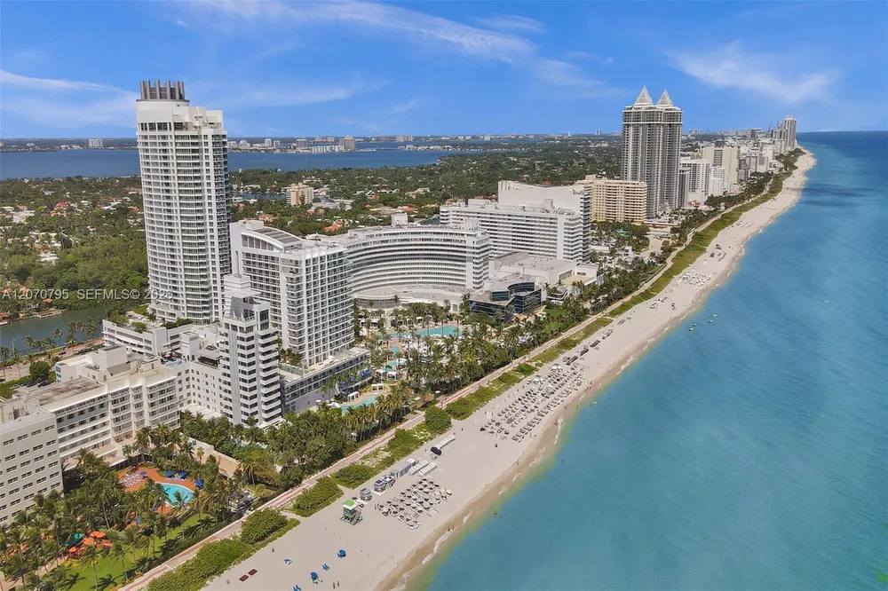4401 Collins Ave, Miami Beach, FL 33140