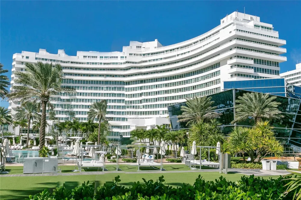 4401 Collins Ave, Miami Beach, FL 33140