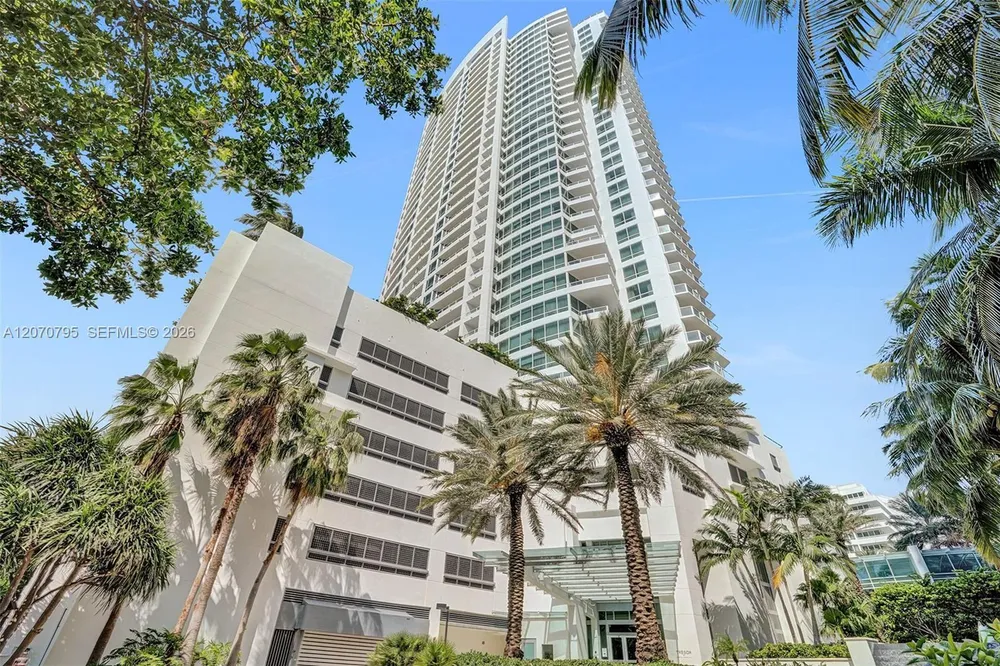 4401 Collins Ave, Miami Beach, FL 33140