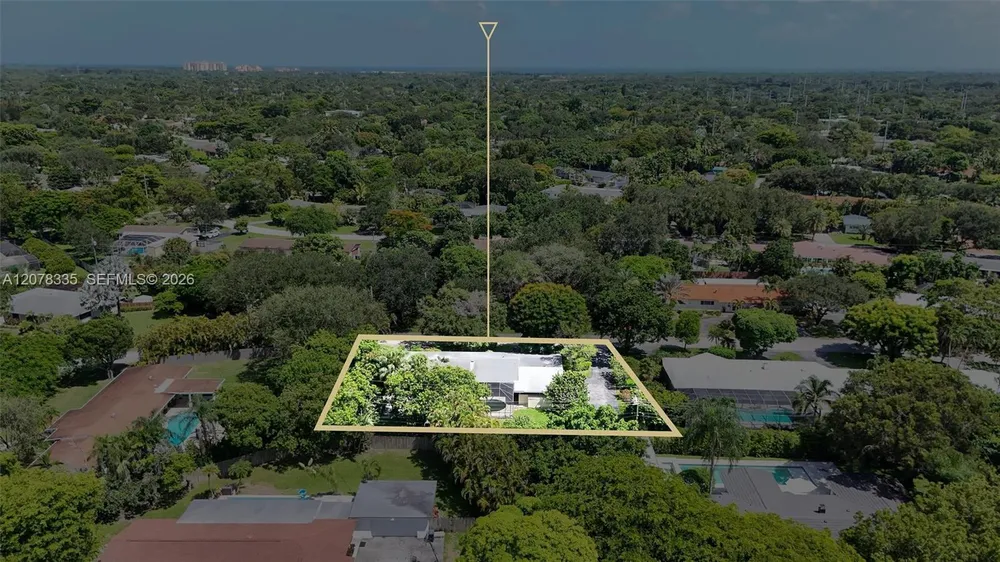 7765 SW 133rd Terrace, Pinecrest, FL 33156