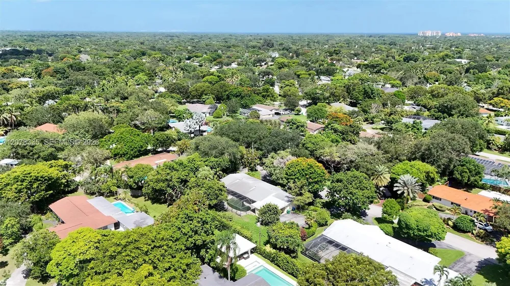 7765 SW 133rd Terrace, Pinecrest, FL 33156