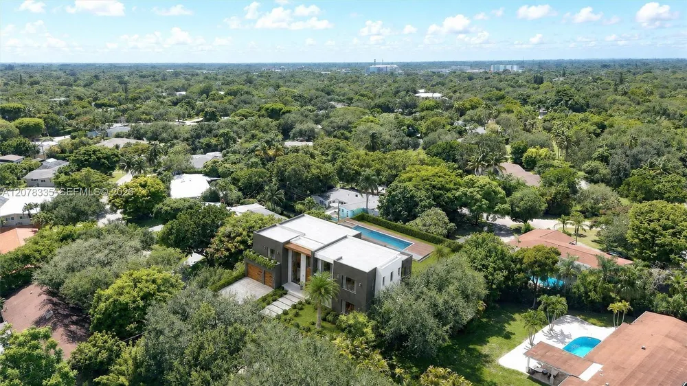 7765 SW 133rd Terrace, Pinecrest, FL 33156