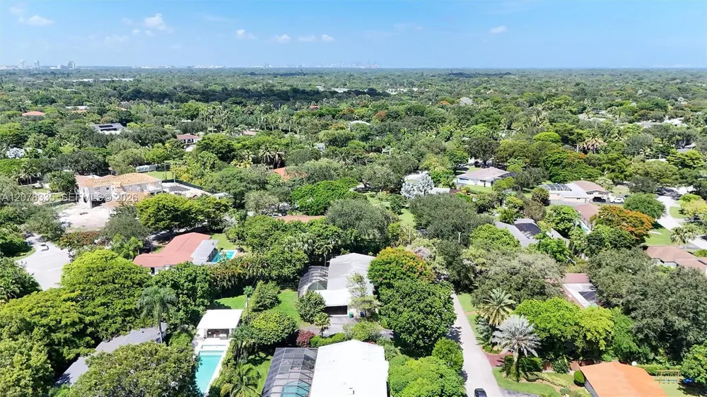 7765 SW 133rd Terrace, Pinecrest, FL 33156