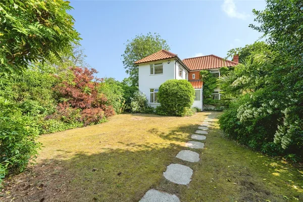 Girton Road, Girton, Cambridge, Cambr...