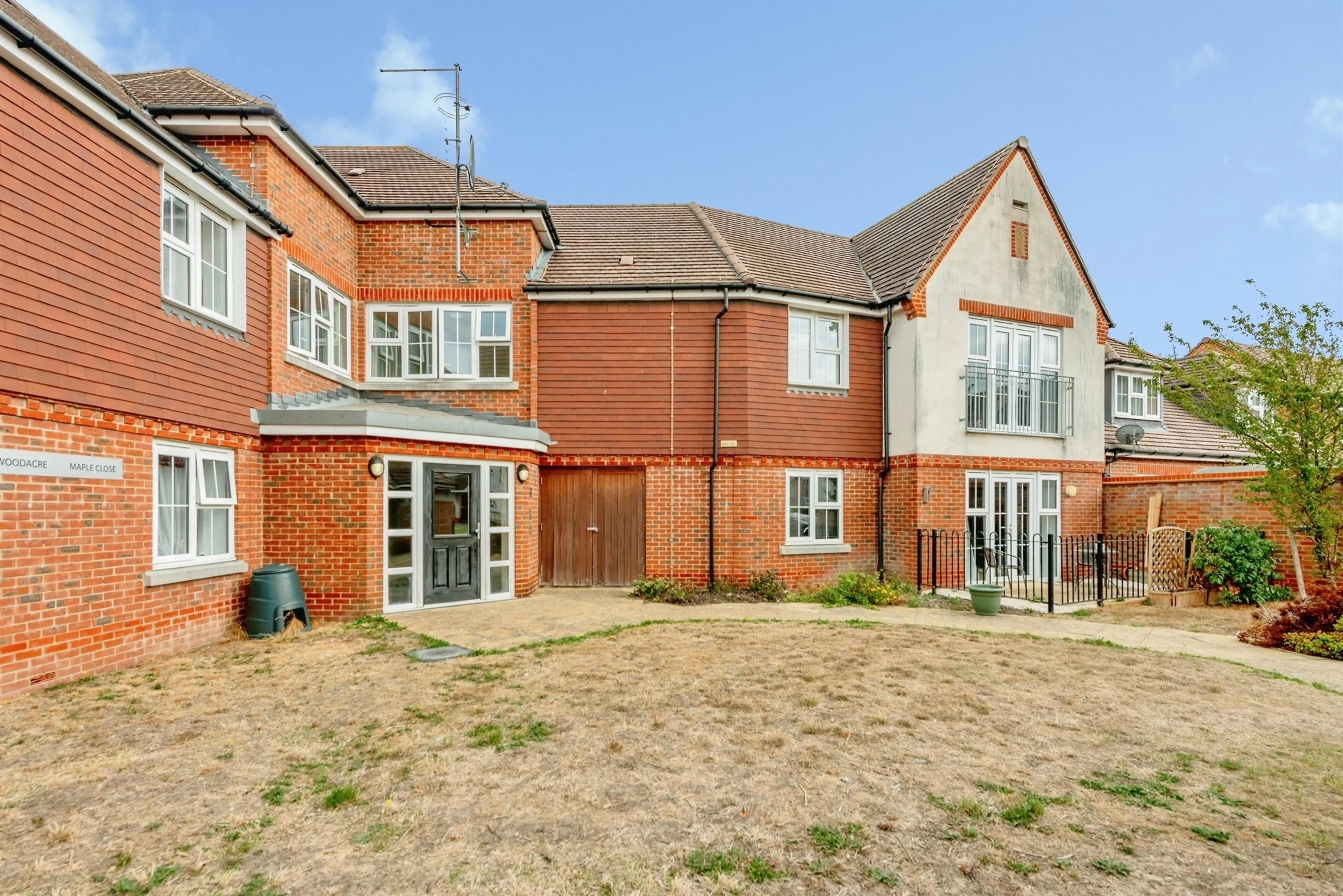 Property photo 0