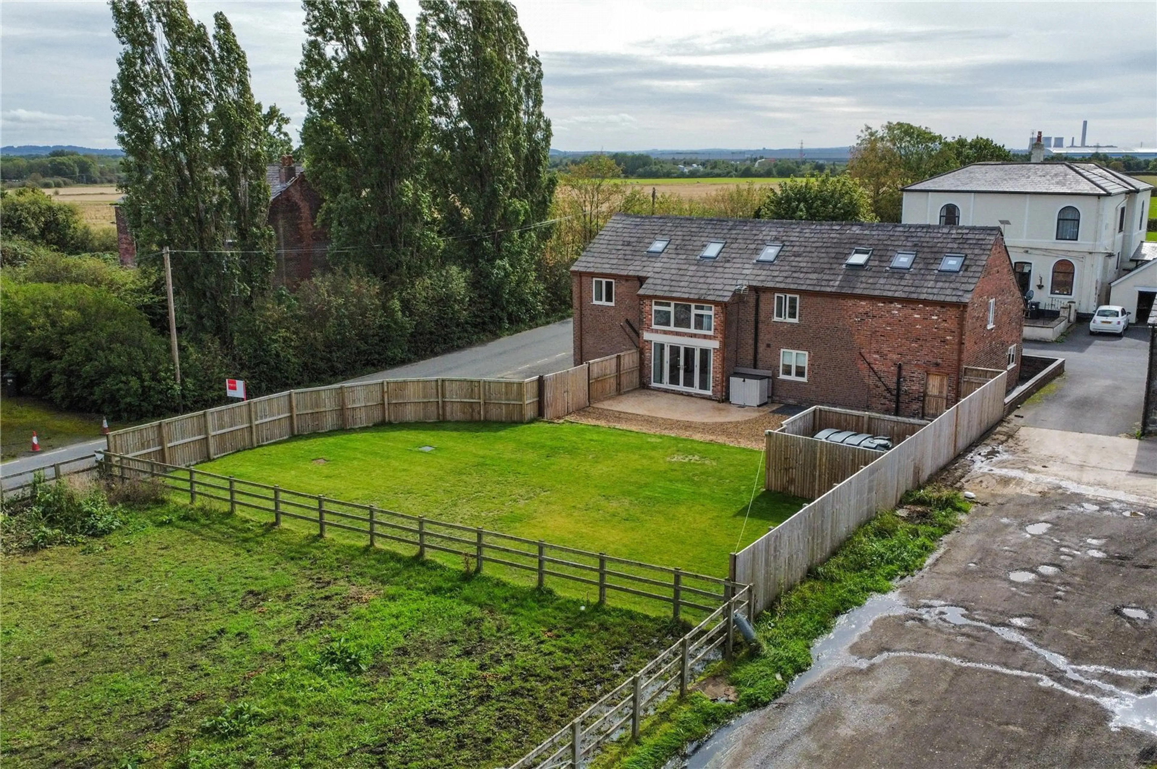 Property photo 25