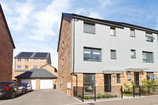 Bridgeman Way, BRISTOL, Avon, BS10