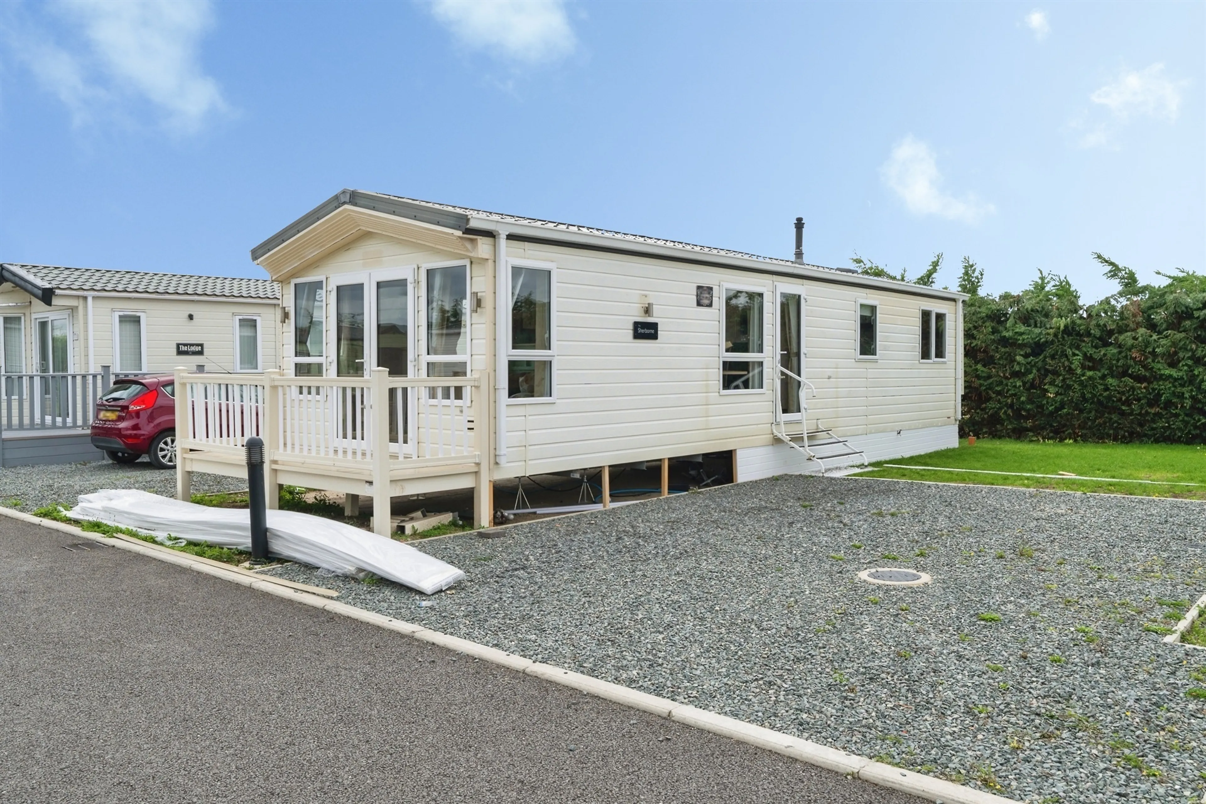 Property photo 0