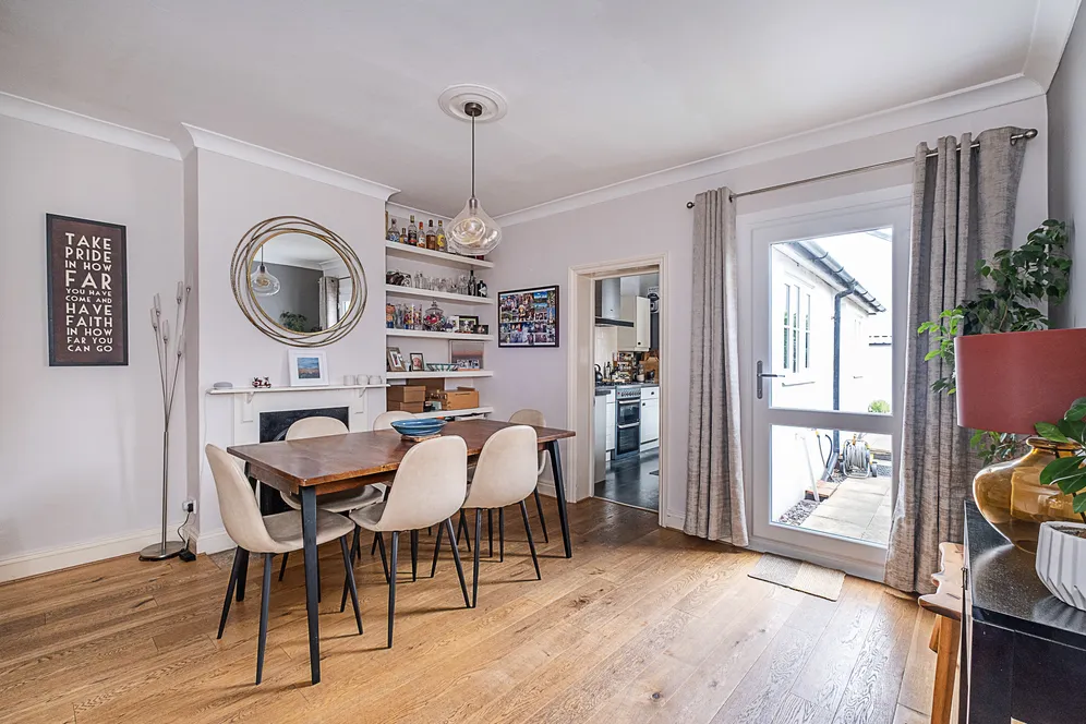Alfred Road, Kingston Upon Thames, KT1 photo 3