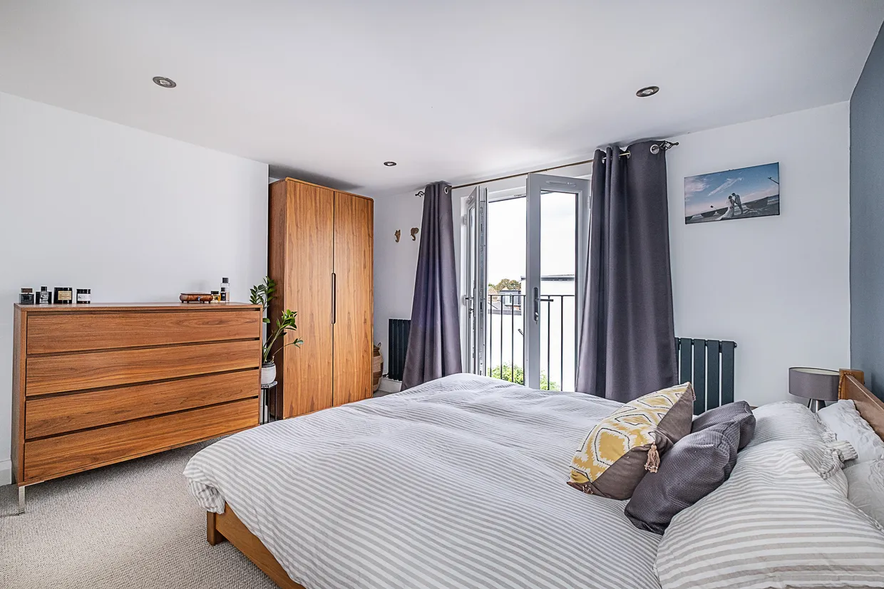 Alfred Road, Kingston Upon Thames, KT1 photo 6