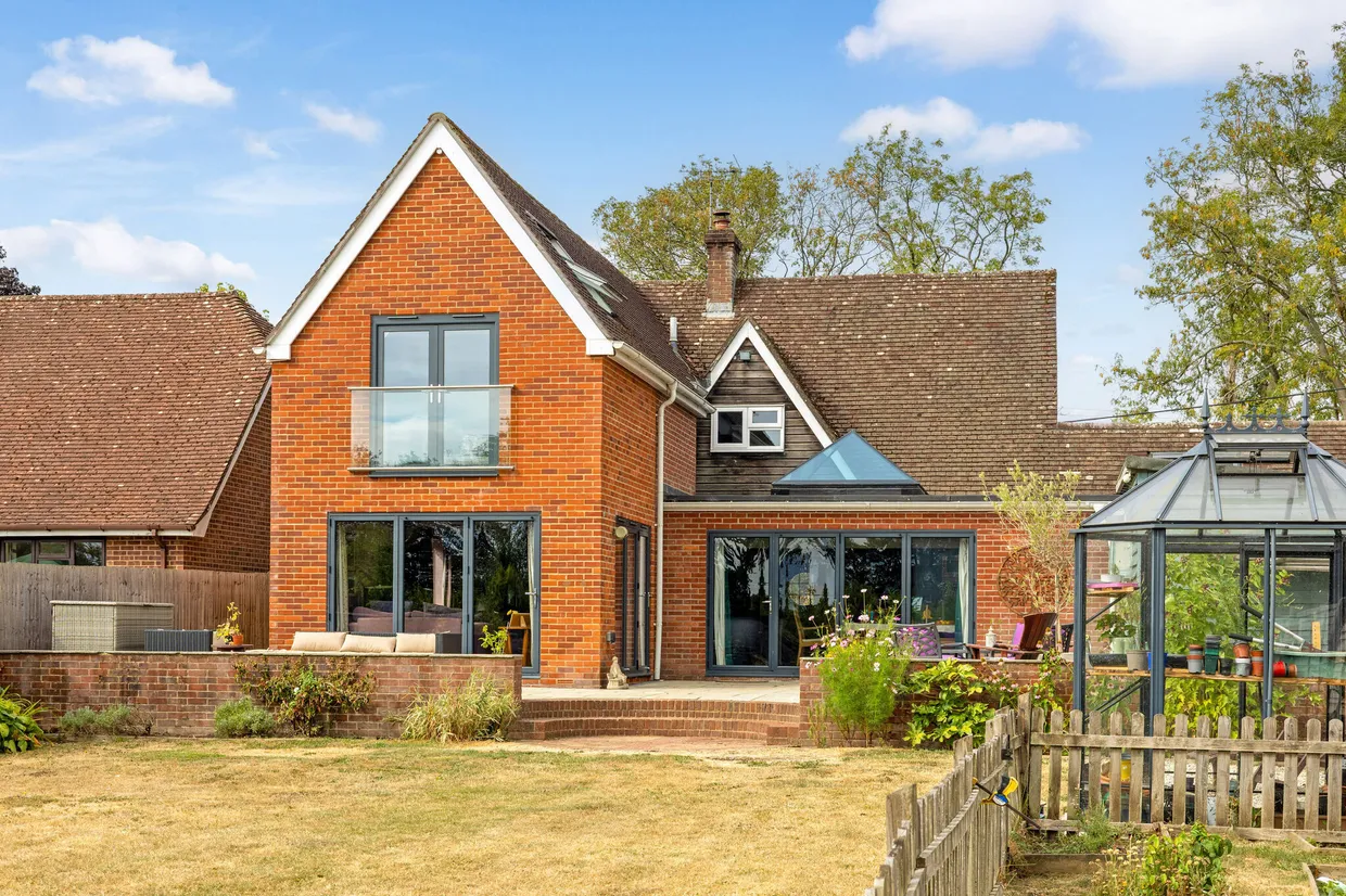 Whiteparish, Salisbury, SP5 photo 1