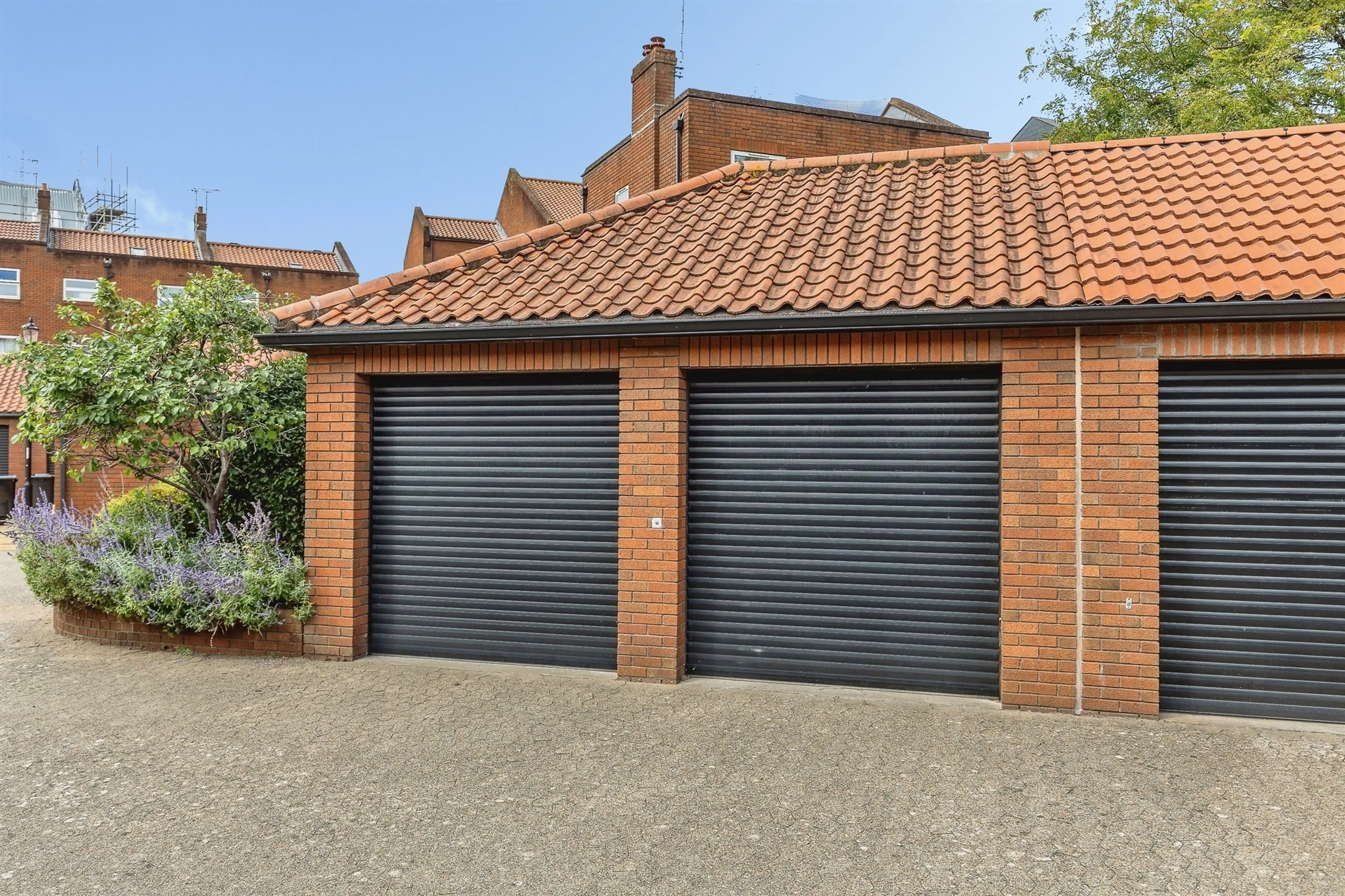 Property photo 32