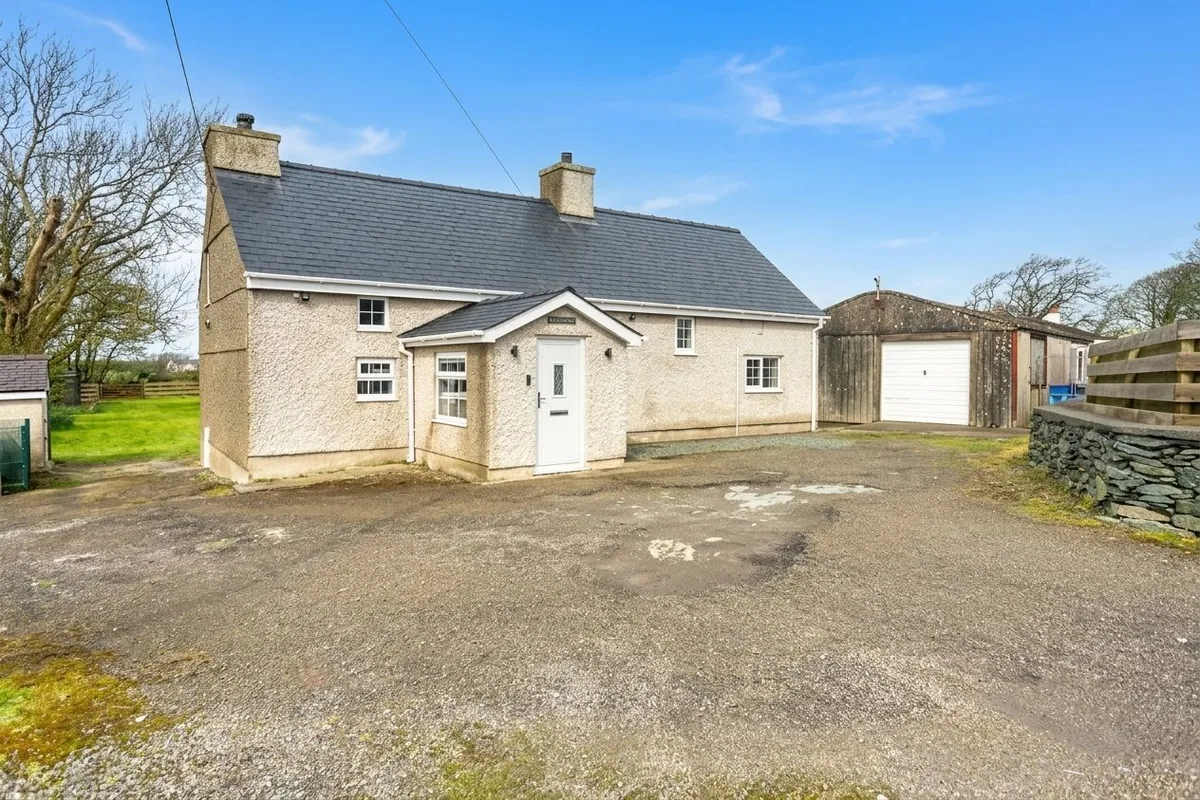 Llanfachraeth, Holyhead, Isle of Anglesey, LL65