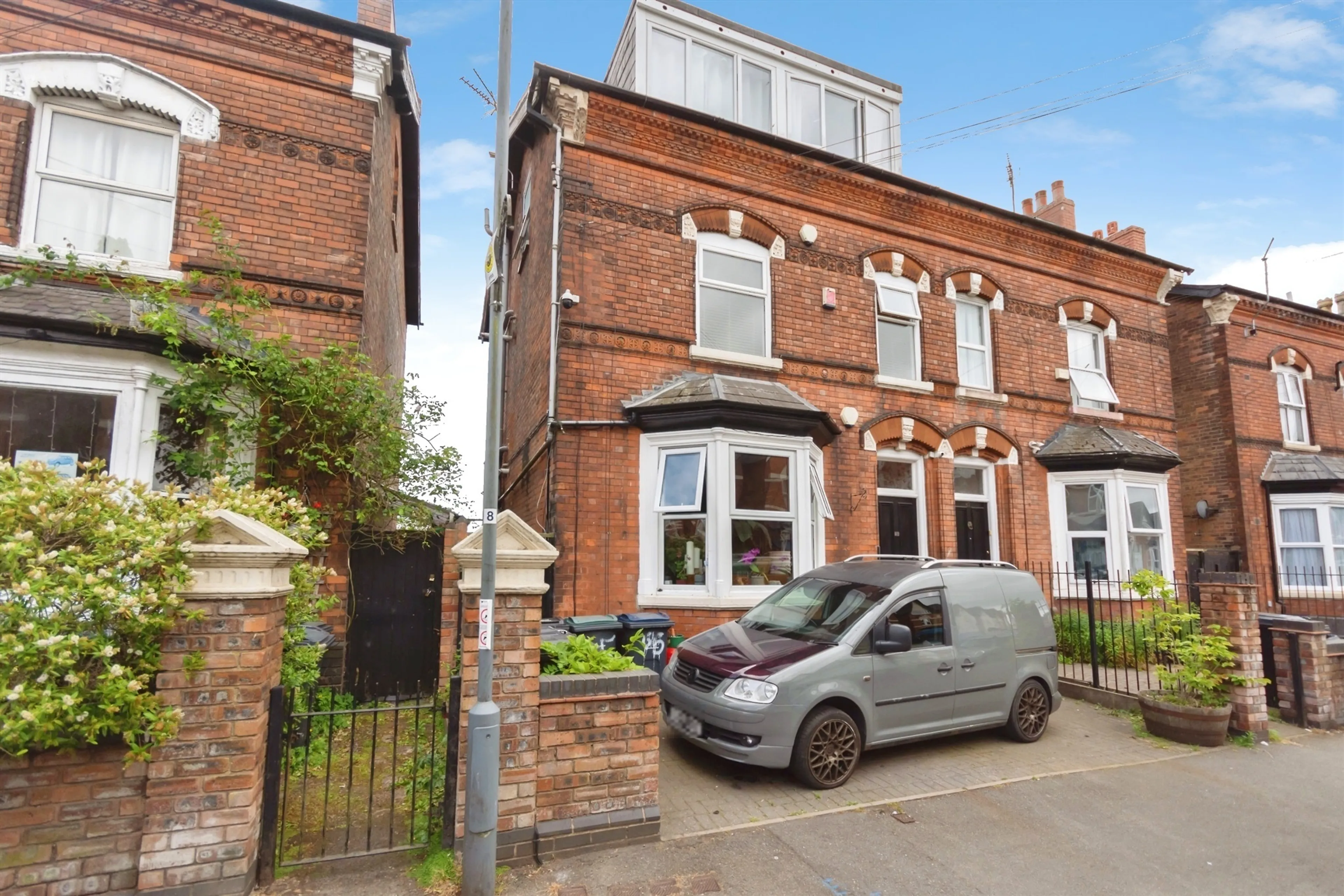 Property photo 0