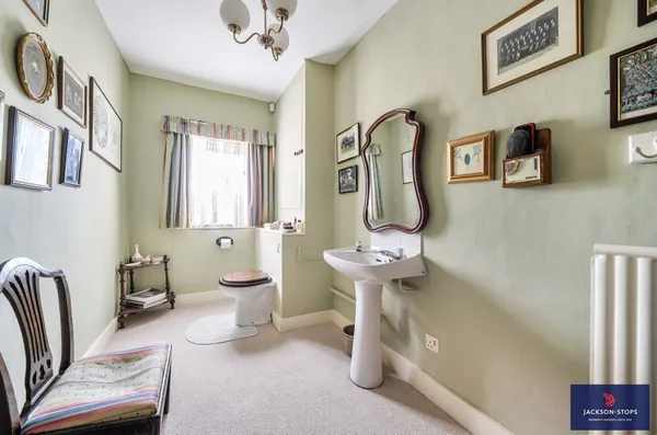 Water Lane, Renhold, MK41 photo 12