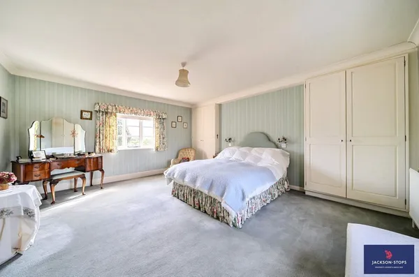 Water Lane, Renhold, MK41 photo 13