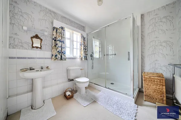 Water Lane, Renhold, MK41 photo 18