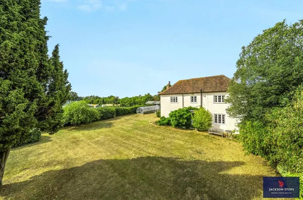 Water Lane, Renhold, MK41 photo 24