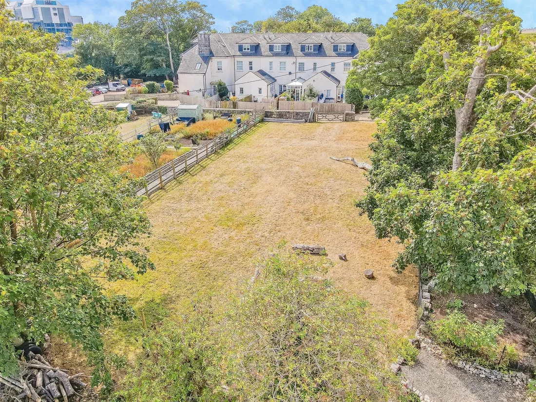 Property photo 12