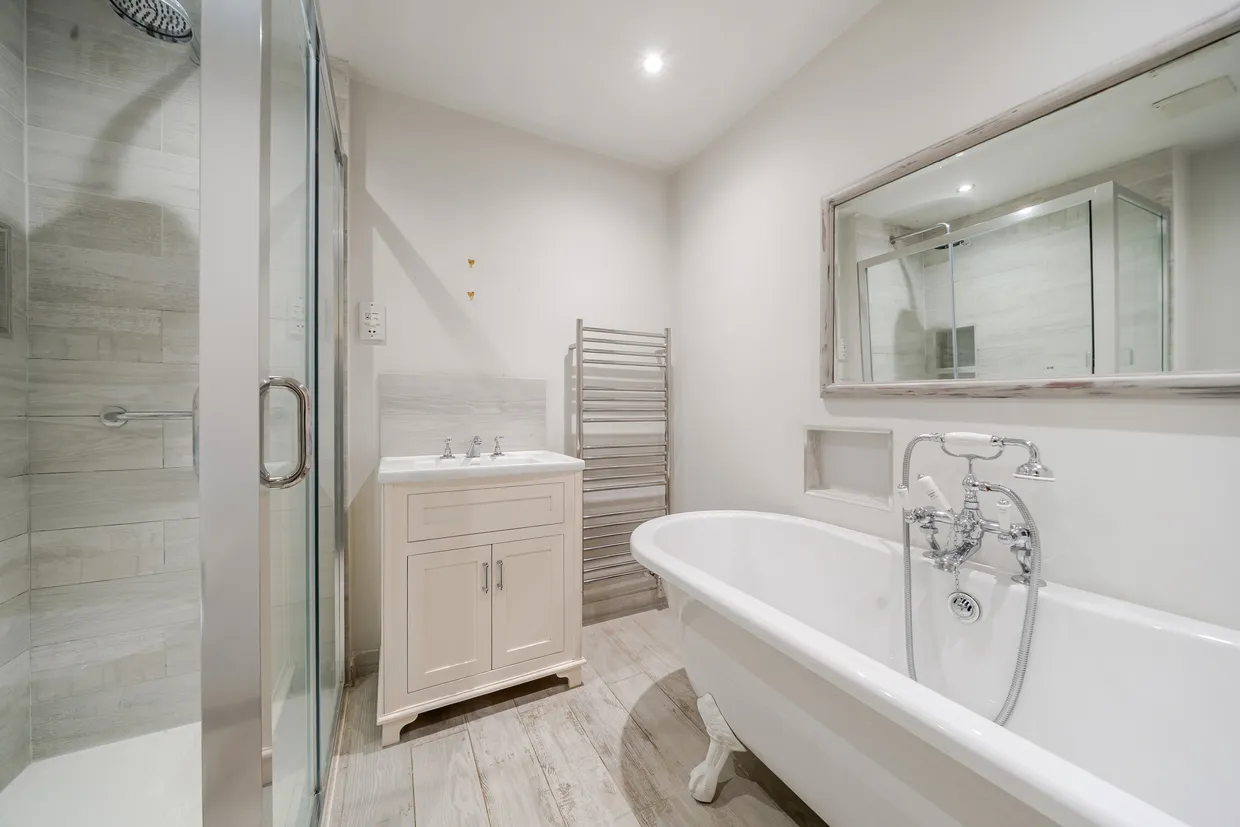 Grayswood Road, Haslemere, GU27 photo 6