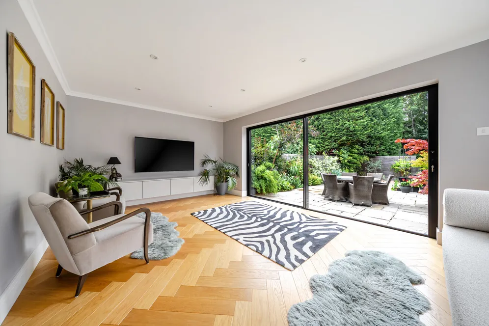 Lower Road, Gerrards Cross, SL9 photo 4