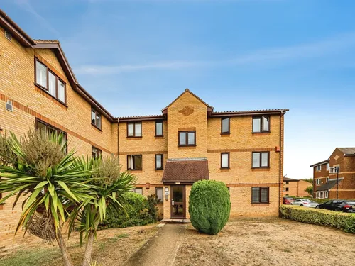 Lowestoft Drive, Sloughphoto