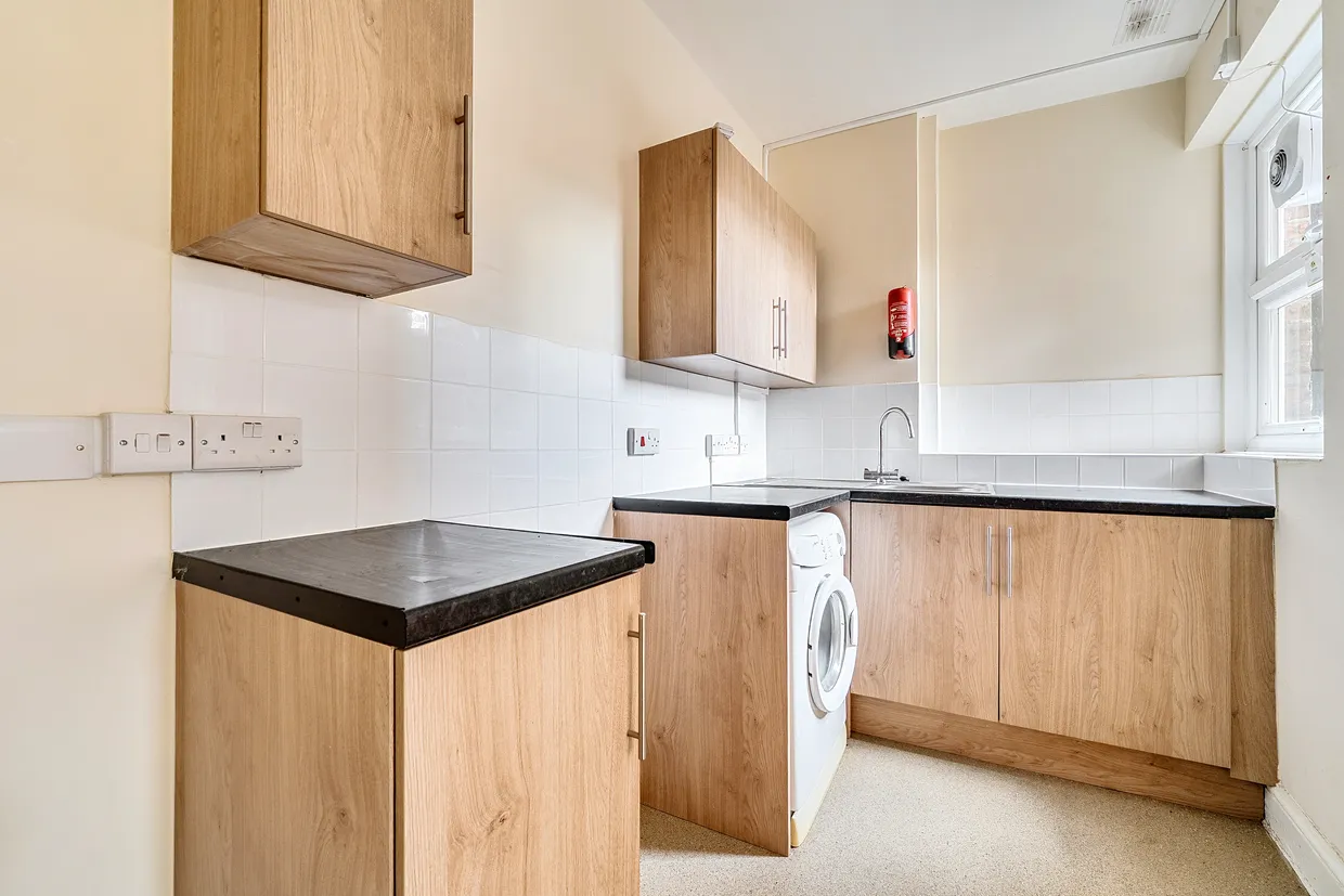 Rathcoole Gardens, London, N8 photo 8