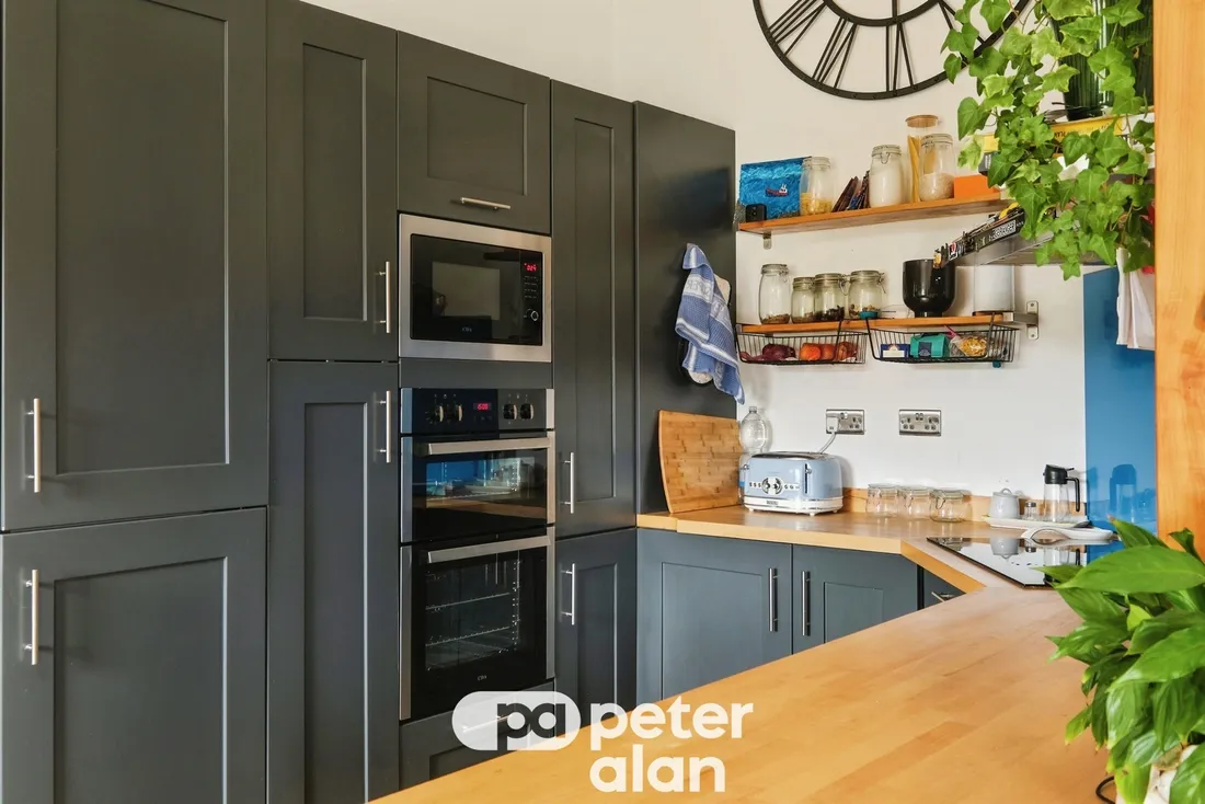 Property photo 37
