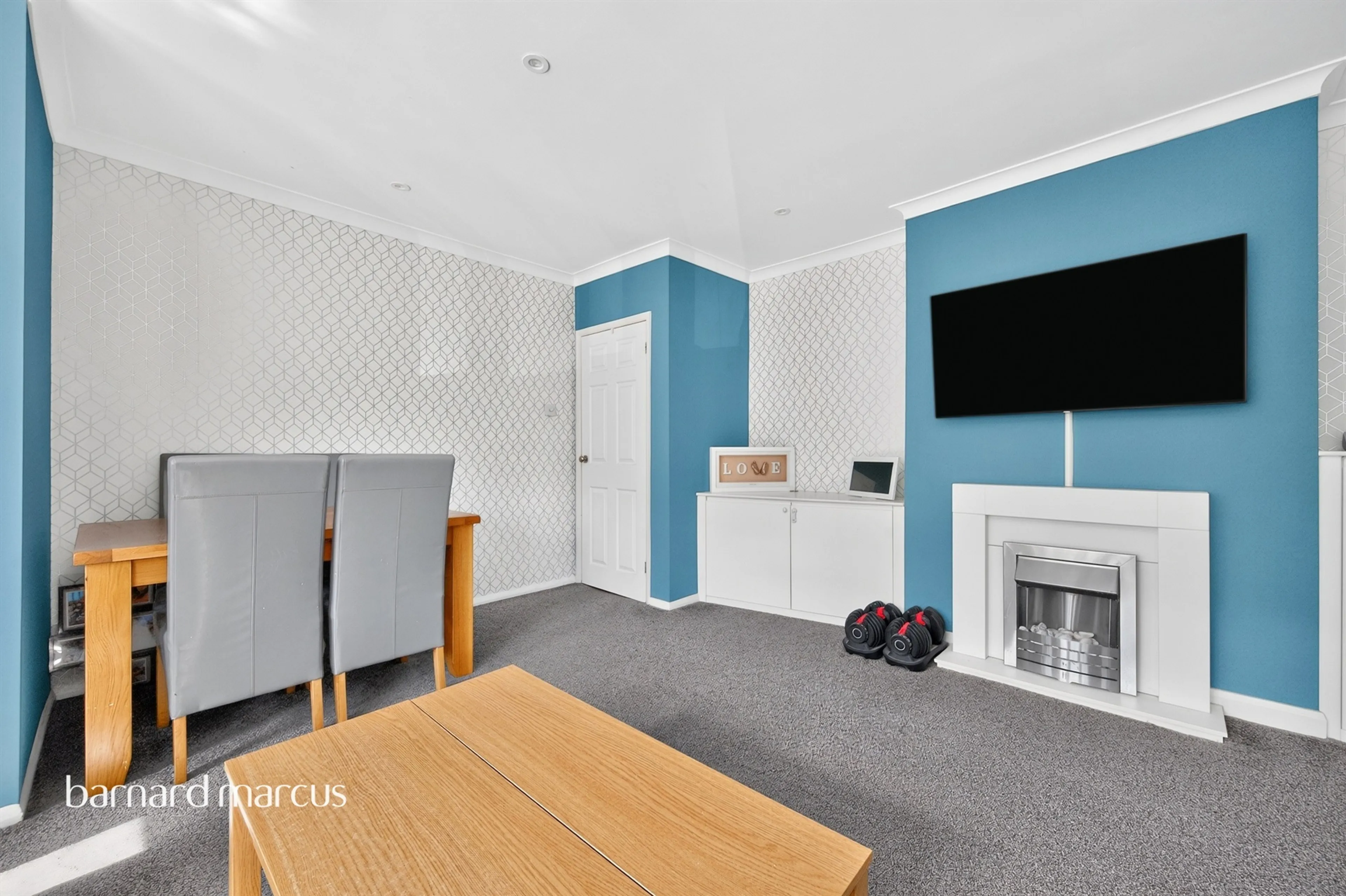 Property at Collier Close, Epsom