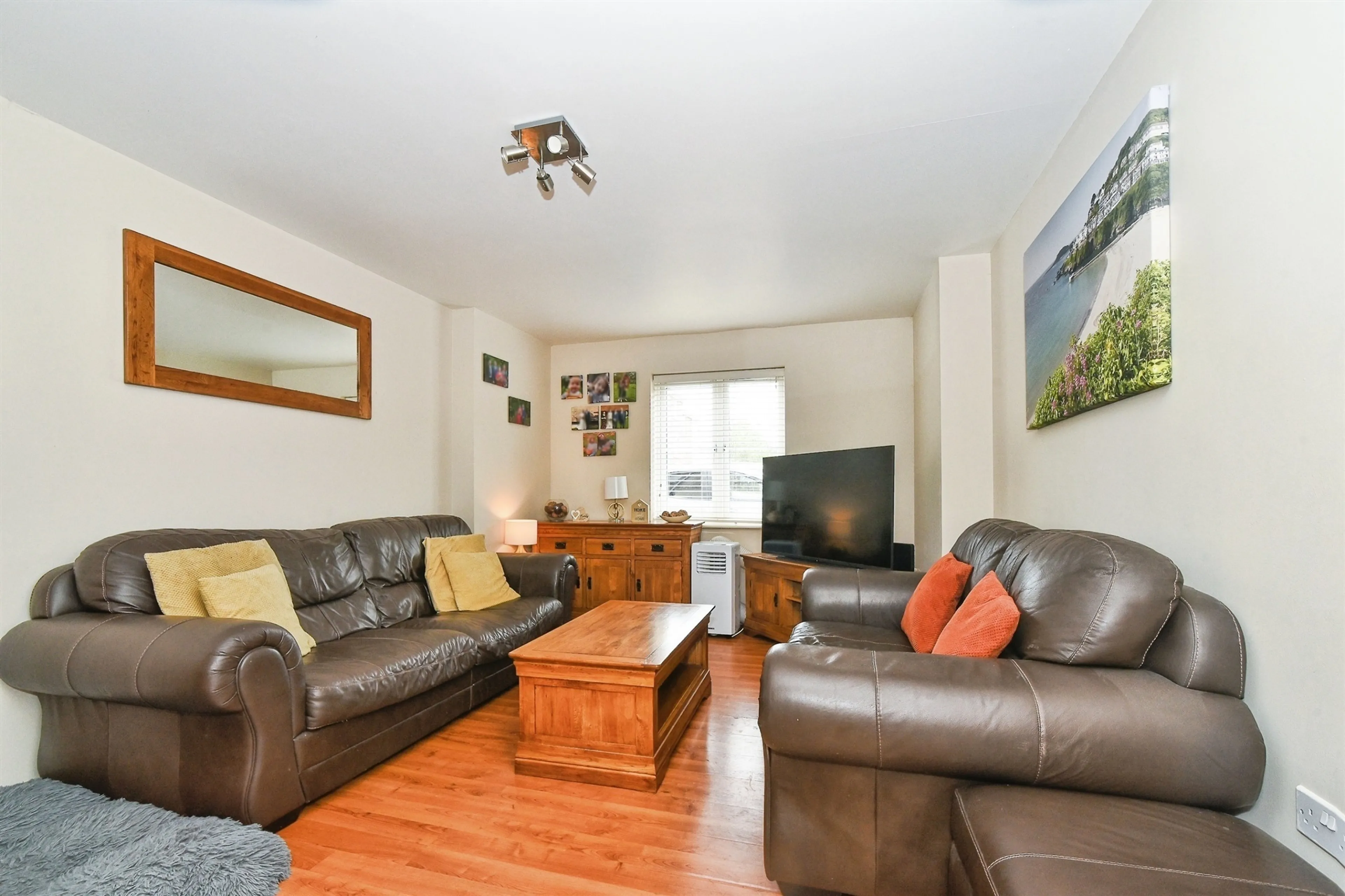 Property at Swan Close, Swindon