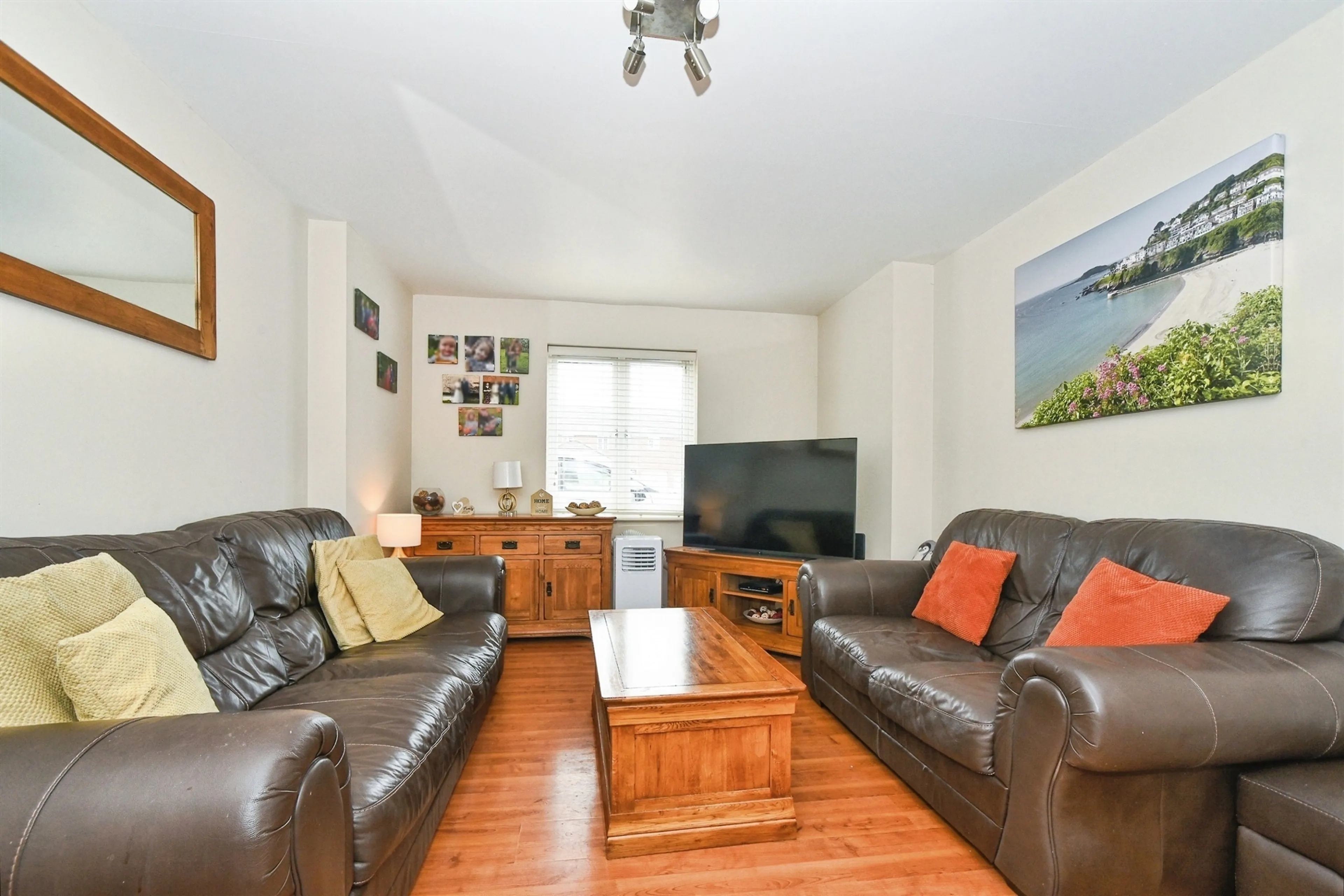 Property at Swan Close, Swindon