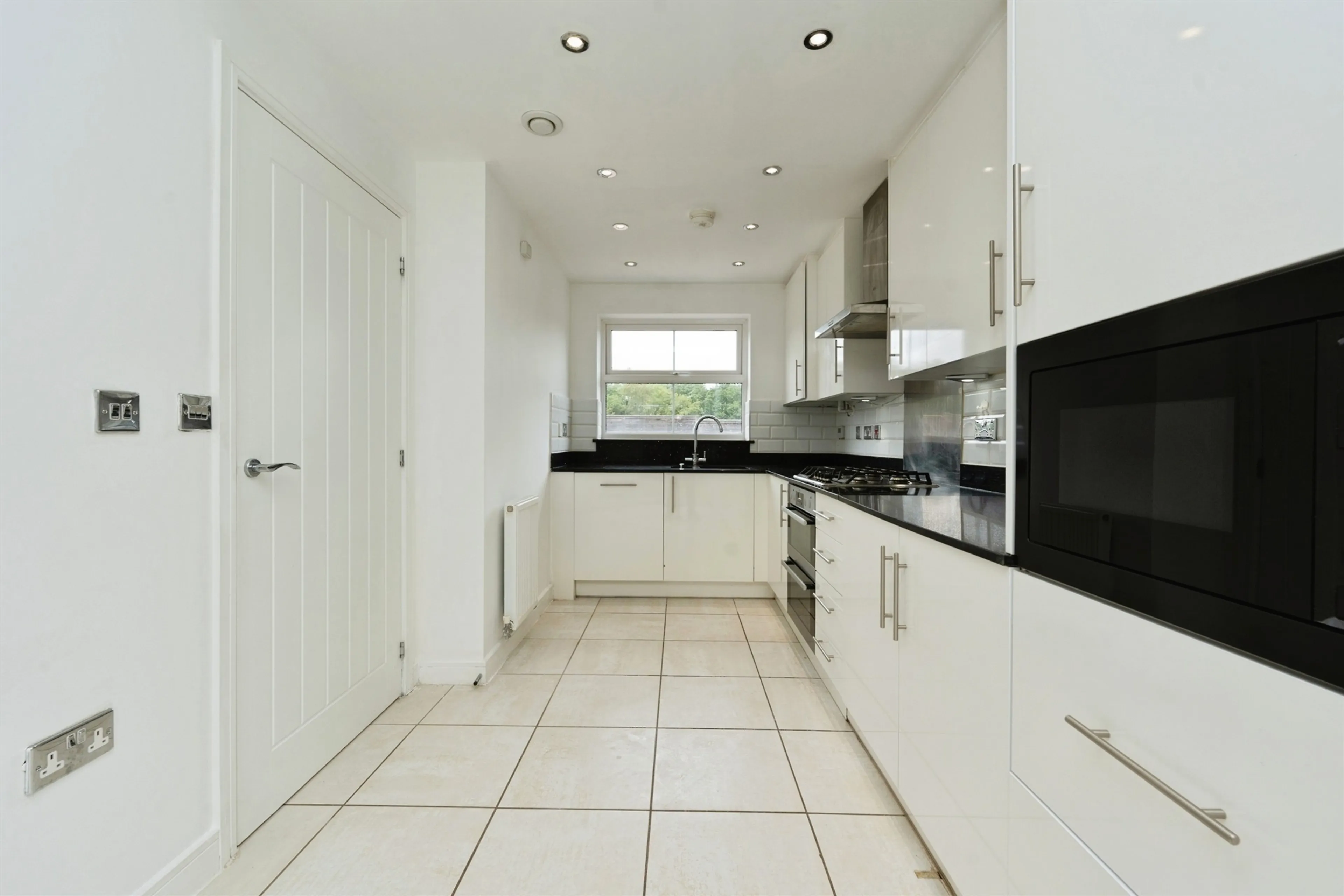 Property photo 25