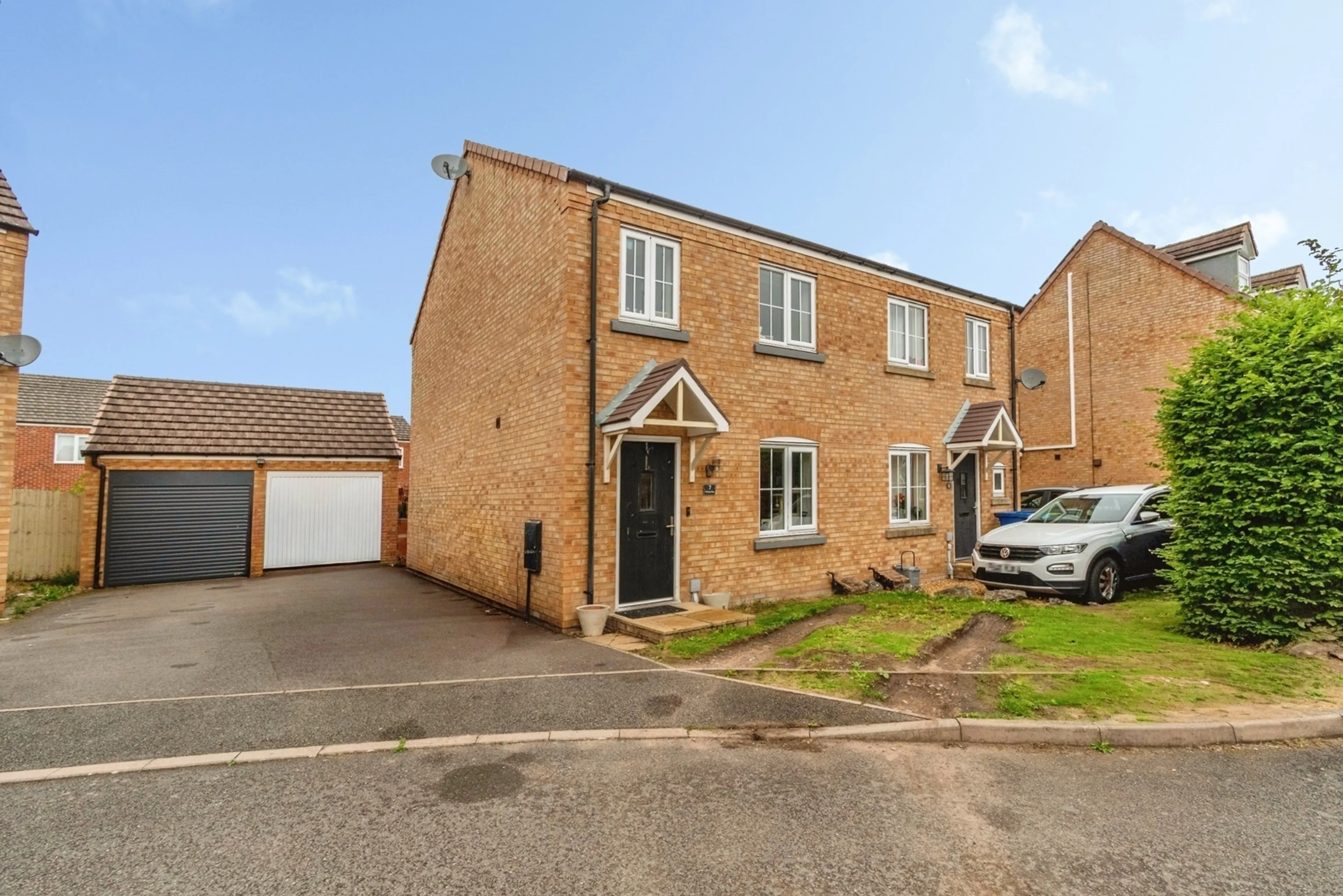 Property photo 0