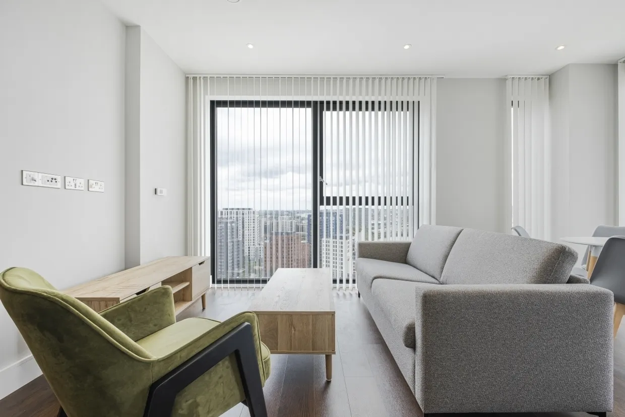 Silvocea Way, E14 photo 1
