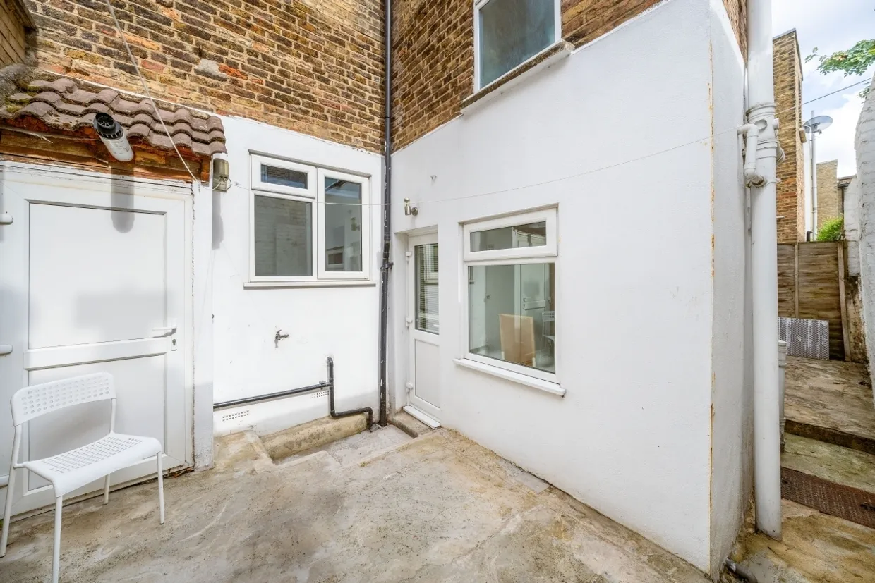 Elm Park London SW2 photo 10