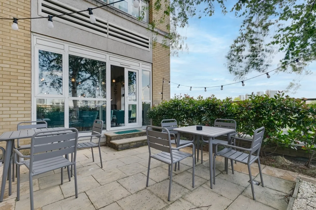 Westferry Circus, E14 photo 18