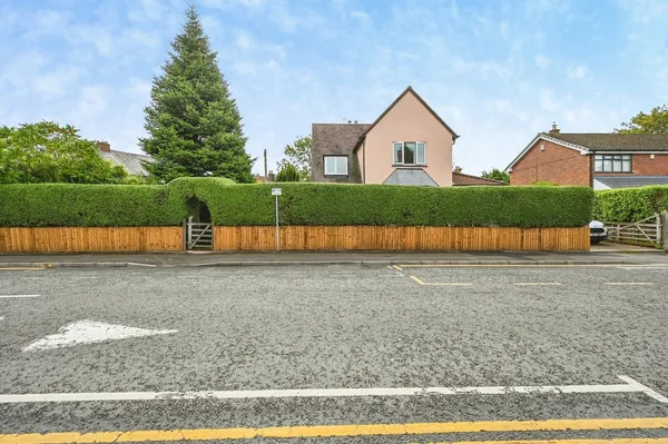 The Avenue, LEIGH, Lancashire, WN7