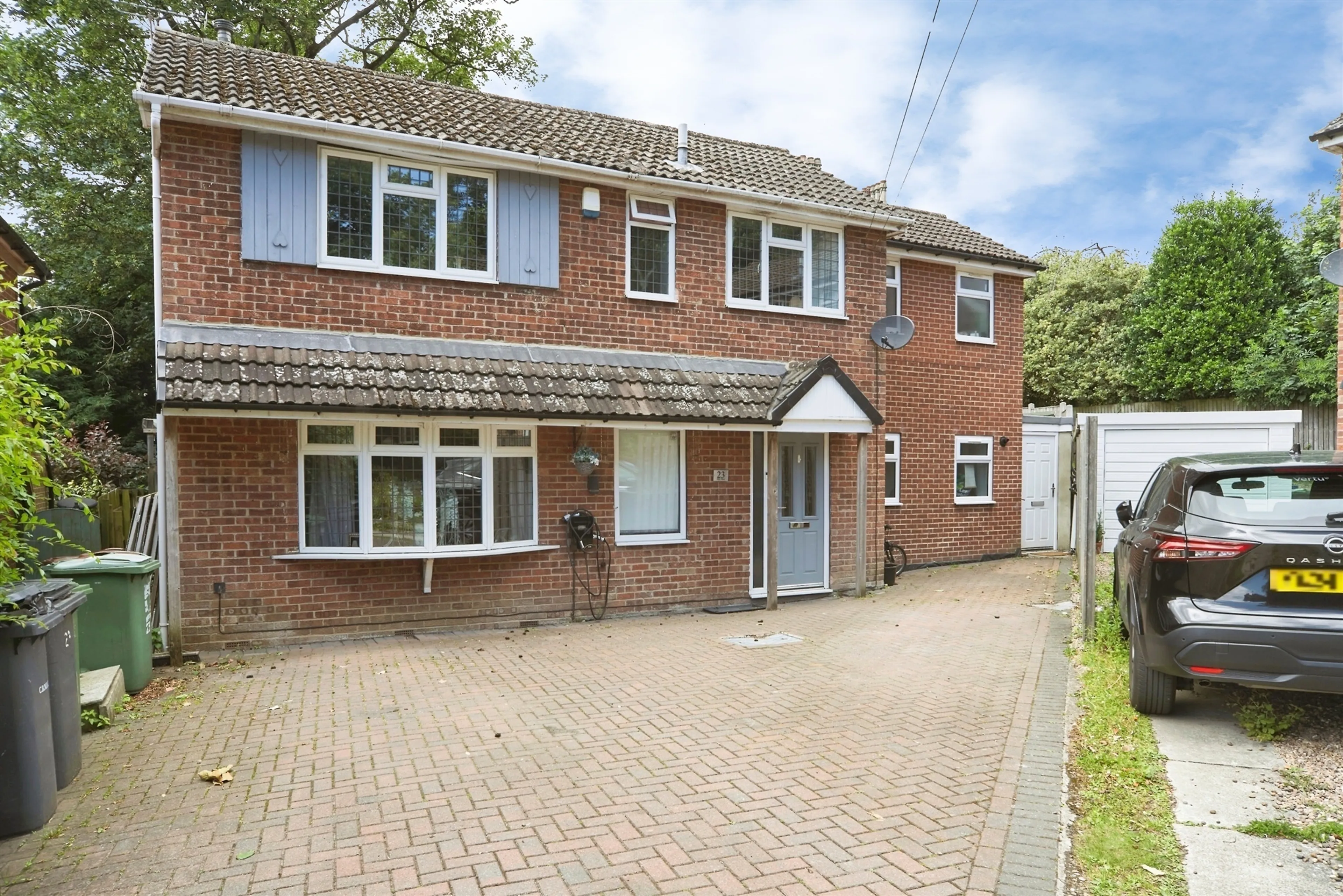 Property at Aire View, Yeadon, Leeds