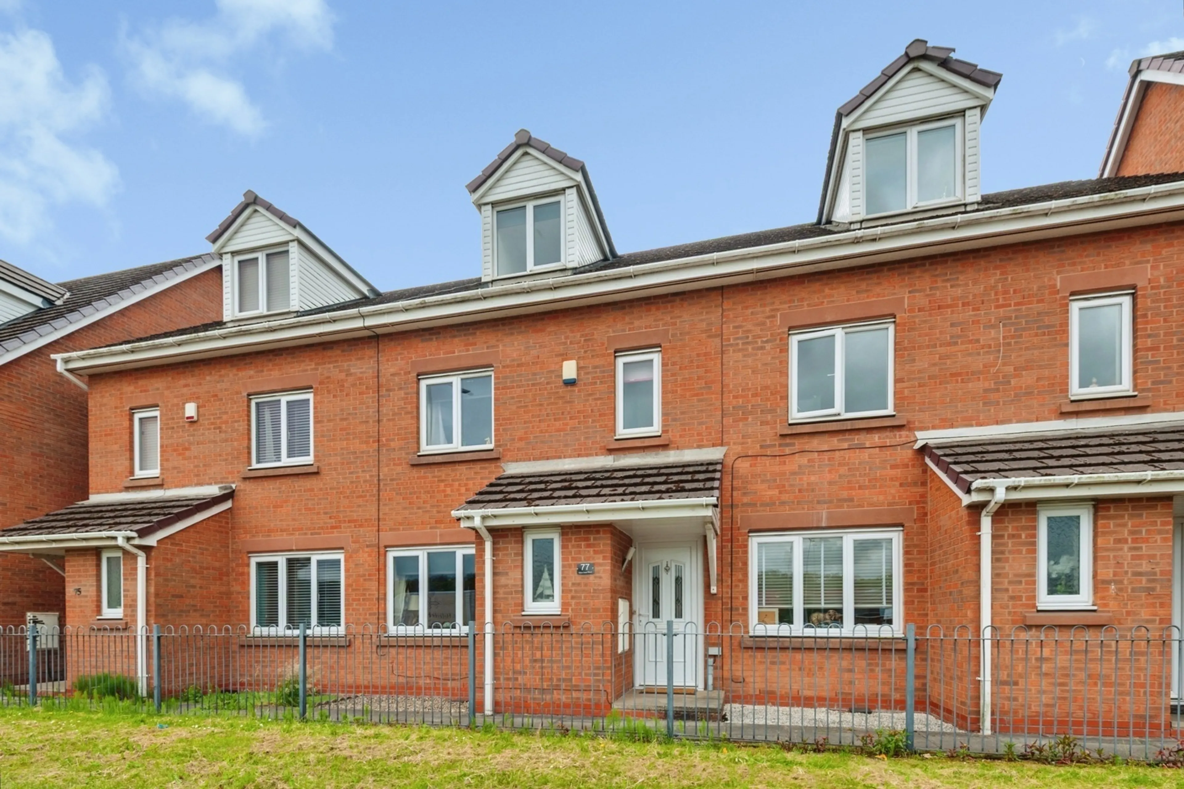 Property photo 0