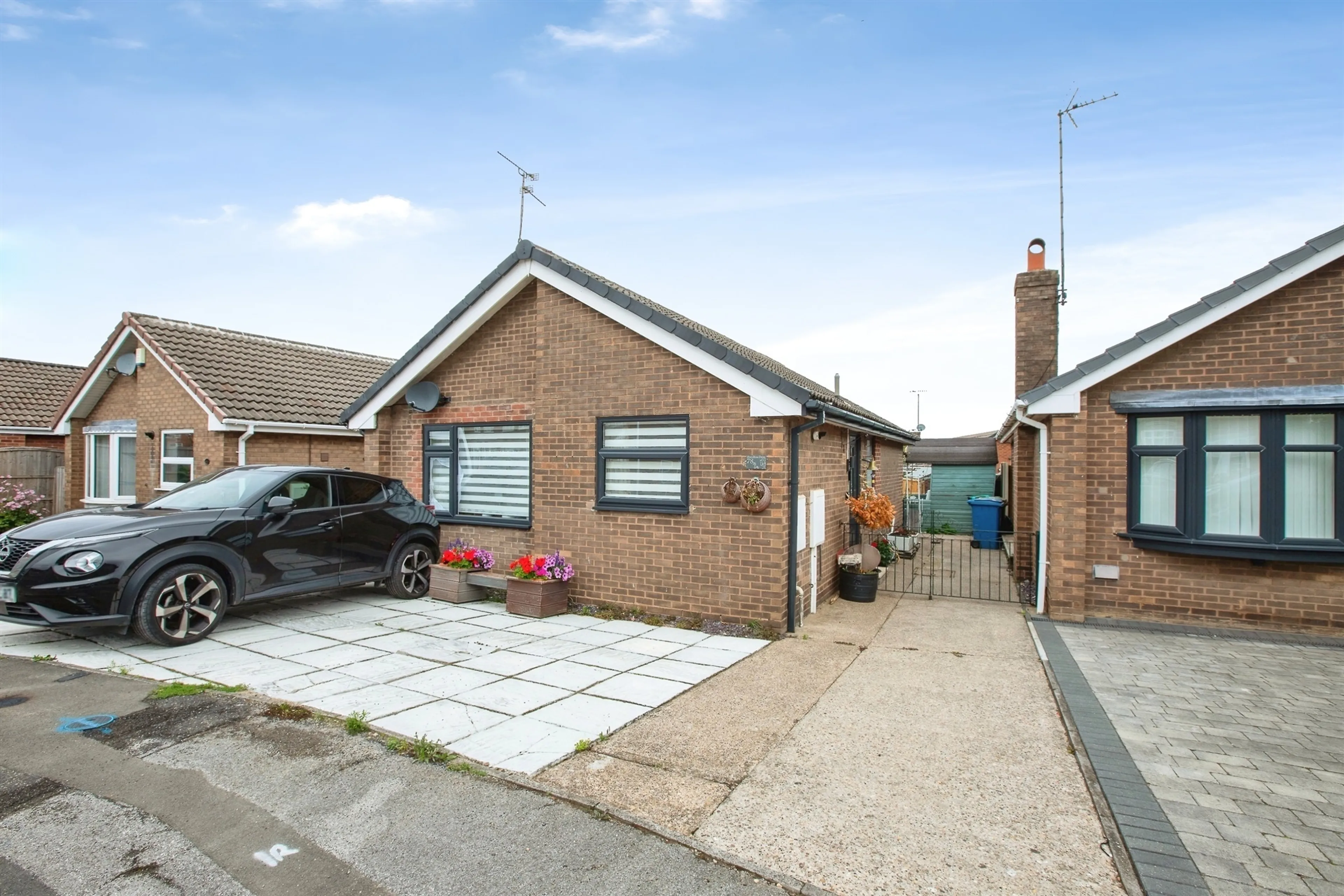 Property photo 0