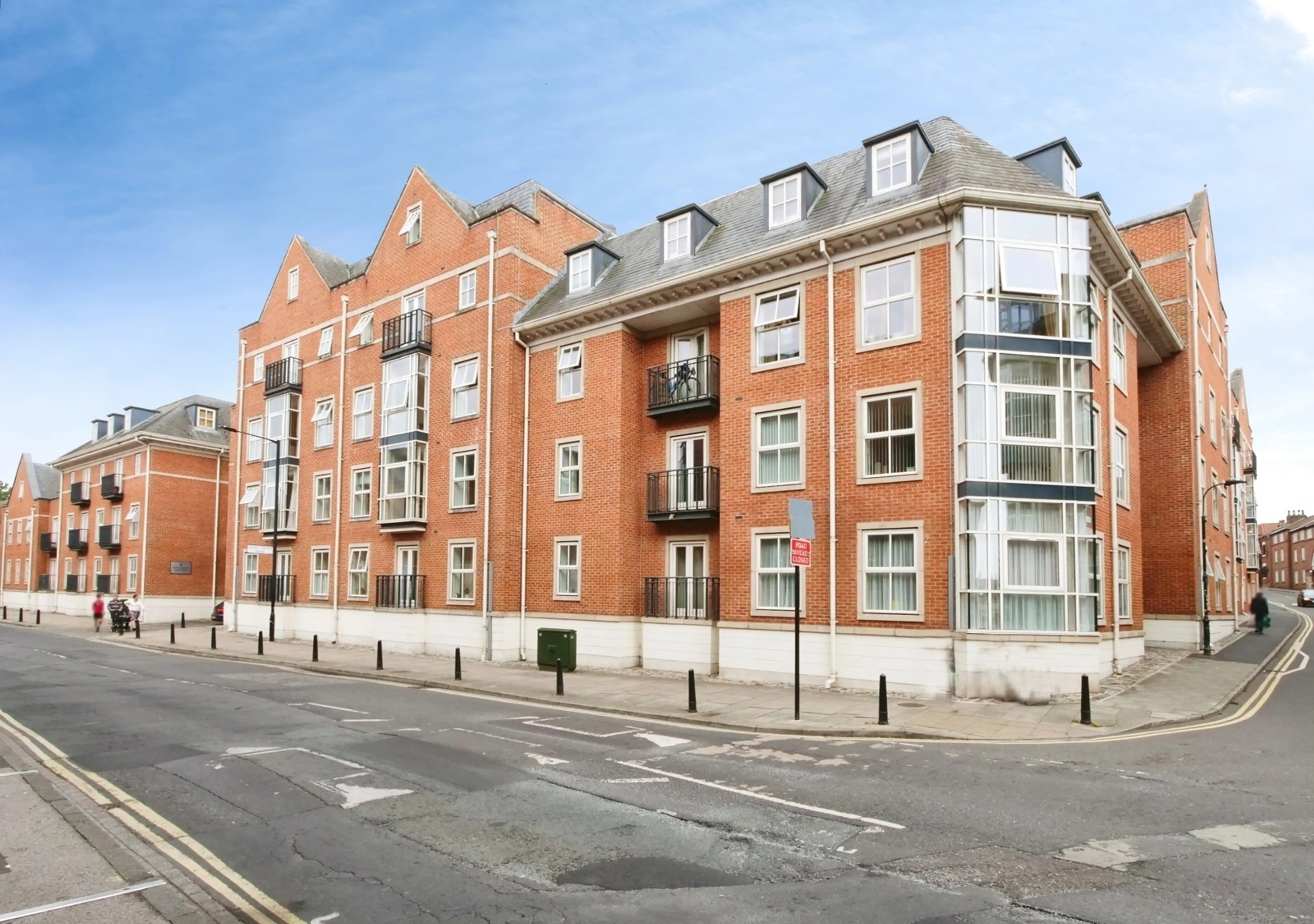 Property photo 0
