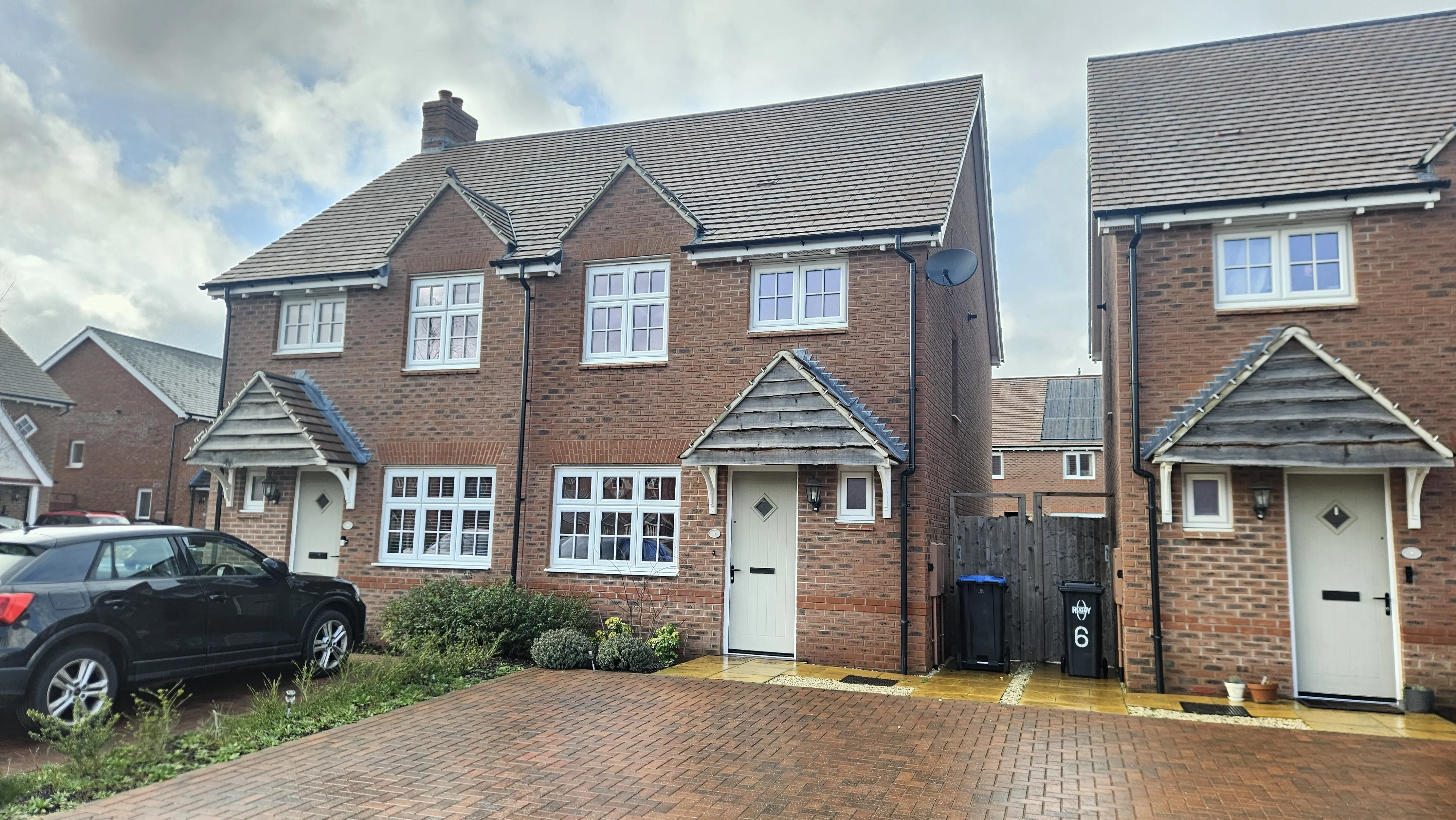 Property photo 0