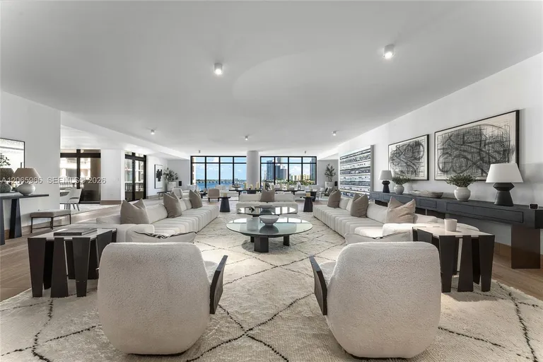 7061 Fisher Island Dr, Miami Beach, FL 33109