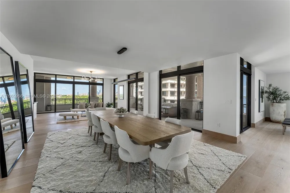7061 Fisher Island Dr, Miami Beach, FL 33109
